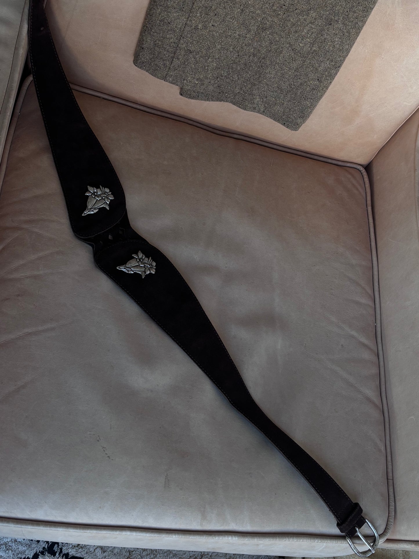 Parisian Belt