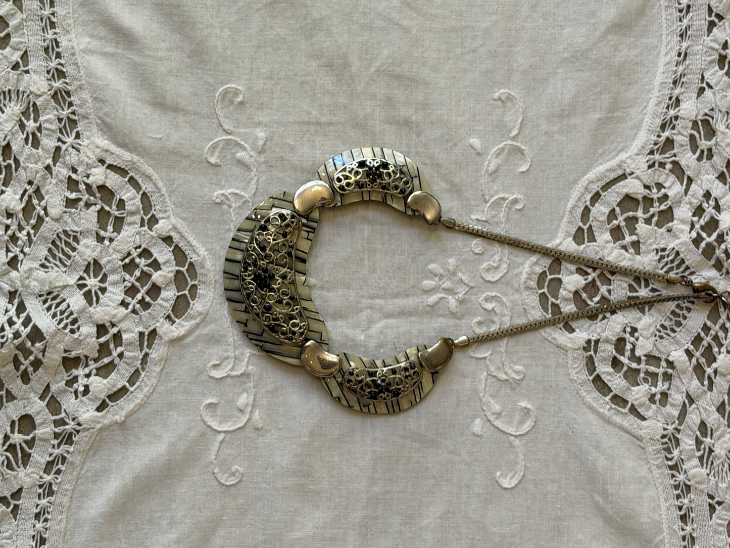 mookü plate